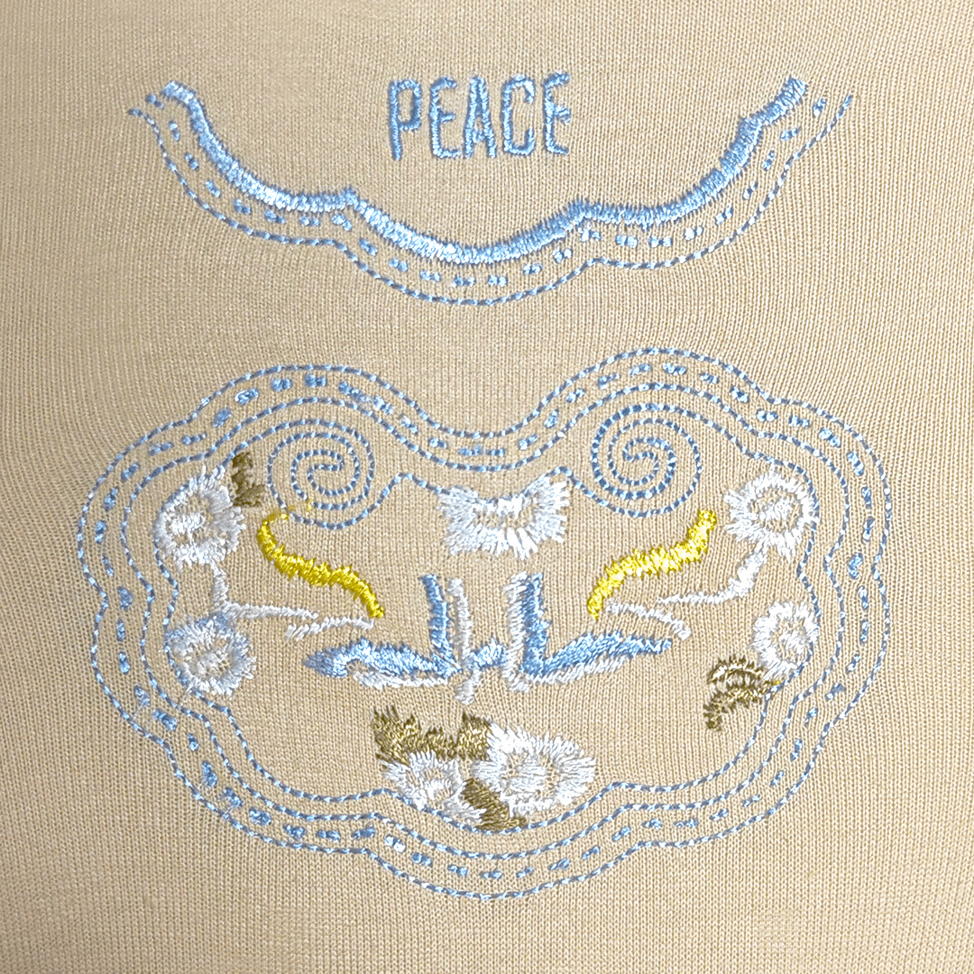 New Arrivals  Heavyweight Cotton T-shirt Auspicious Cloud Embroidery Symbolizing Good Luck and Happiness