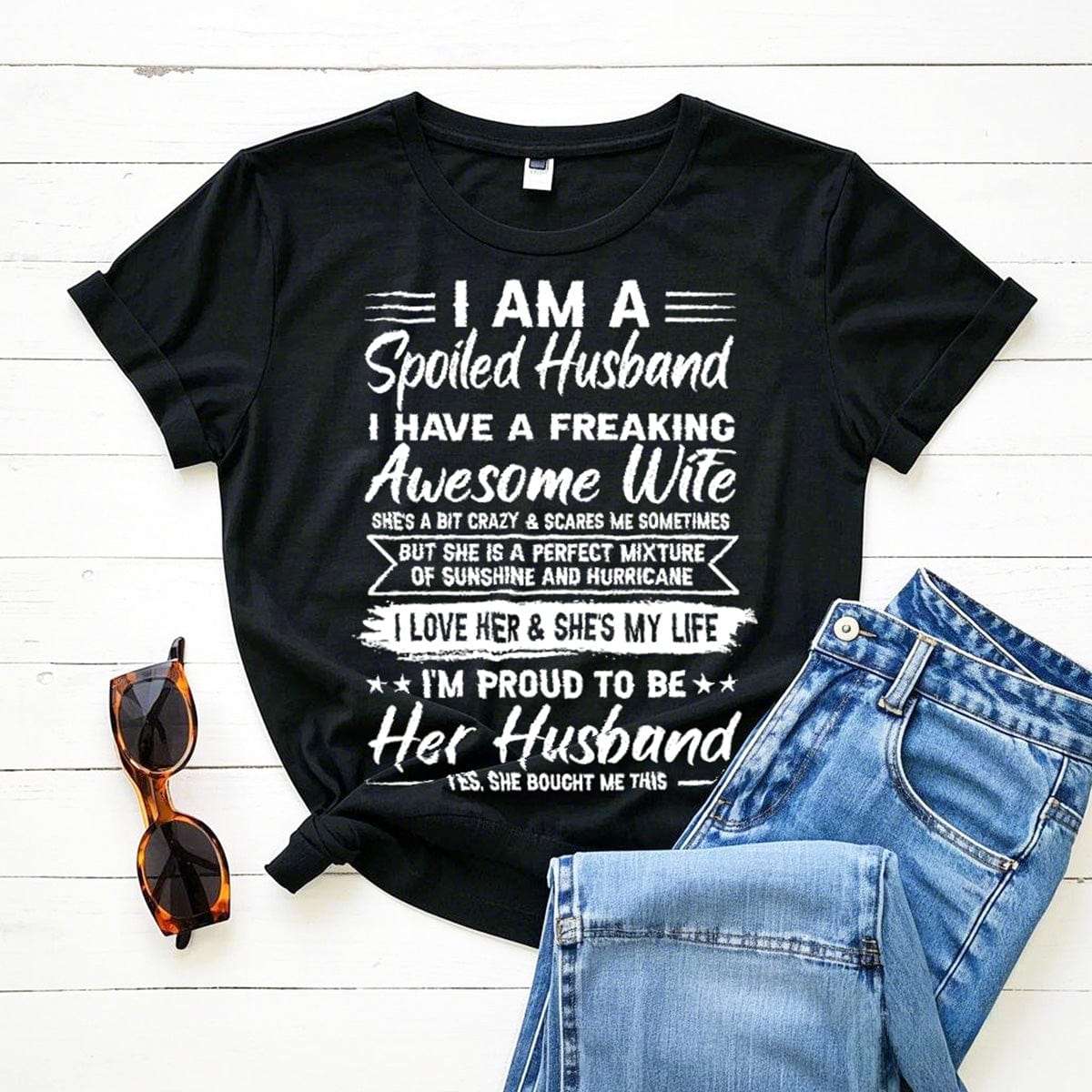 I love her. She's my life-Printed T-shirt