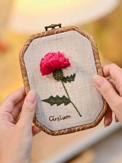 New Arrivals 3D Floral Beginner Embroidery Kit with Wooden Frame