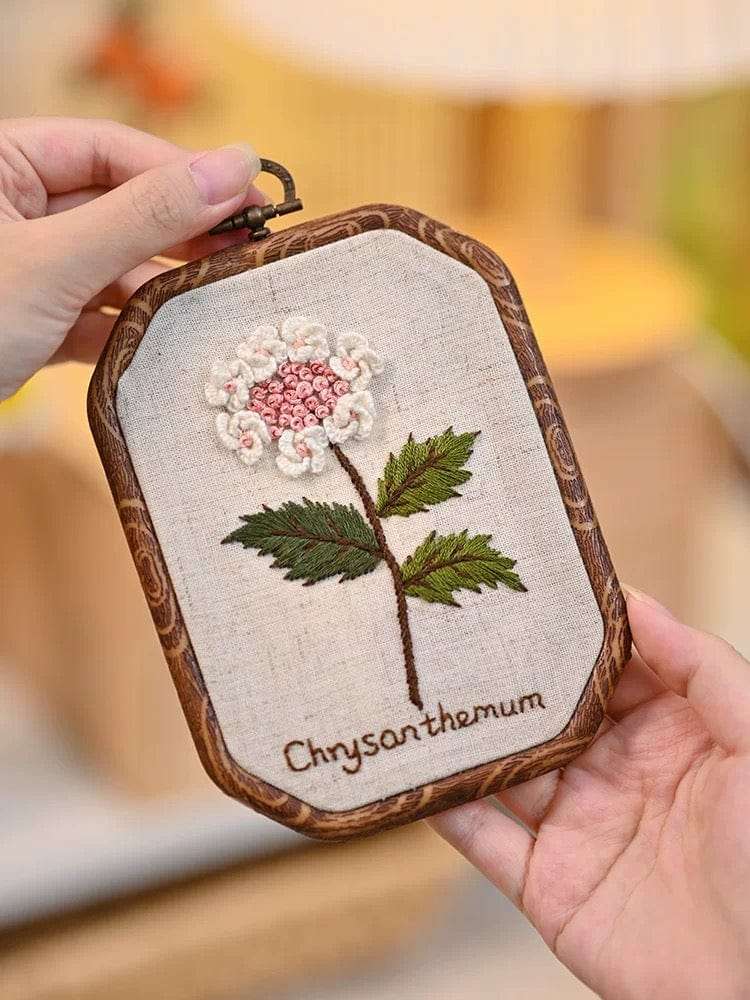 New Arrivals 3D Floral Beginner Embroidery Kit with Wooden Frame