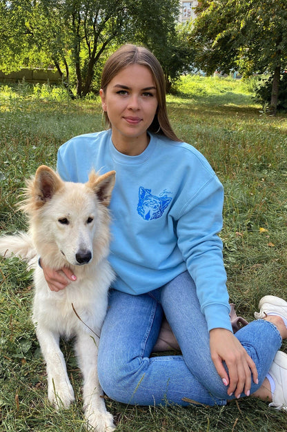 CUSTOM EMBROIDERED PET PORTRAIT SWEATSHIRT